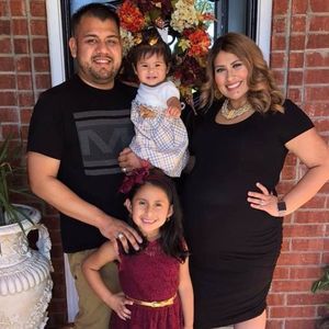 Meet your Posher, Isabel